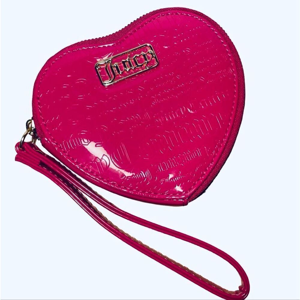 Juicy Couture ‘Can’t Tame Her’ Wristlet NWOT